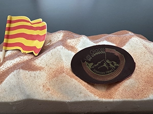 Bûche Rousquille Abricot Ouverte